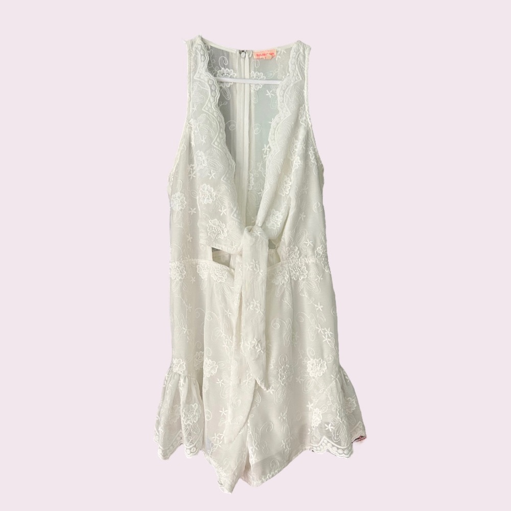 Solaris Style • Size S • White